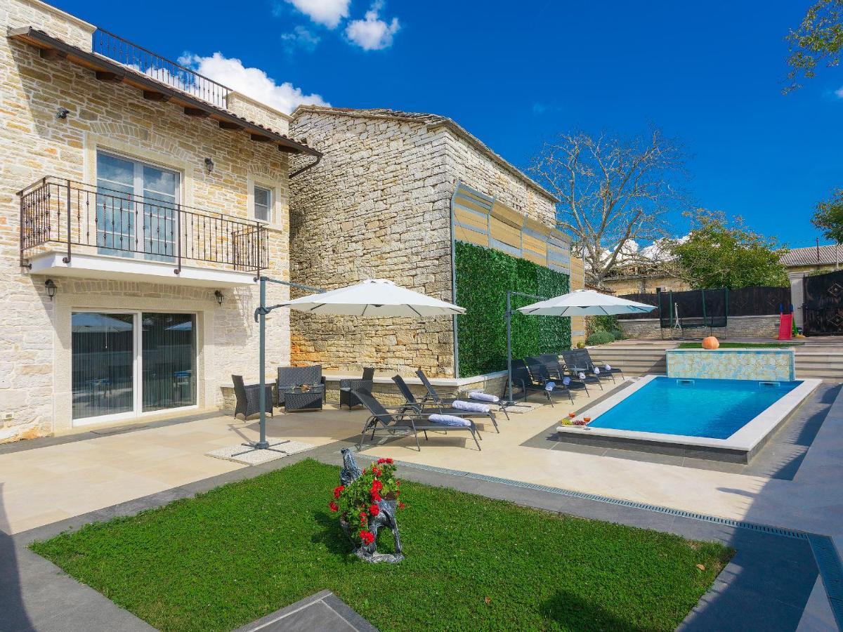 Villa Patrick-Luxury Stone House In The Center Of Istria Pazin Kültér fotó