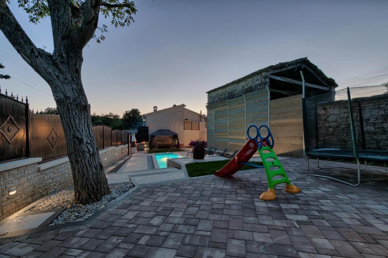 Villa Patrick-Luxury Stone House In The Center Of Istria Pazin Kültér fotó