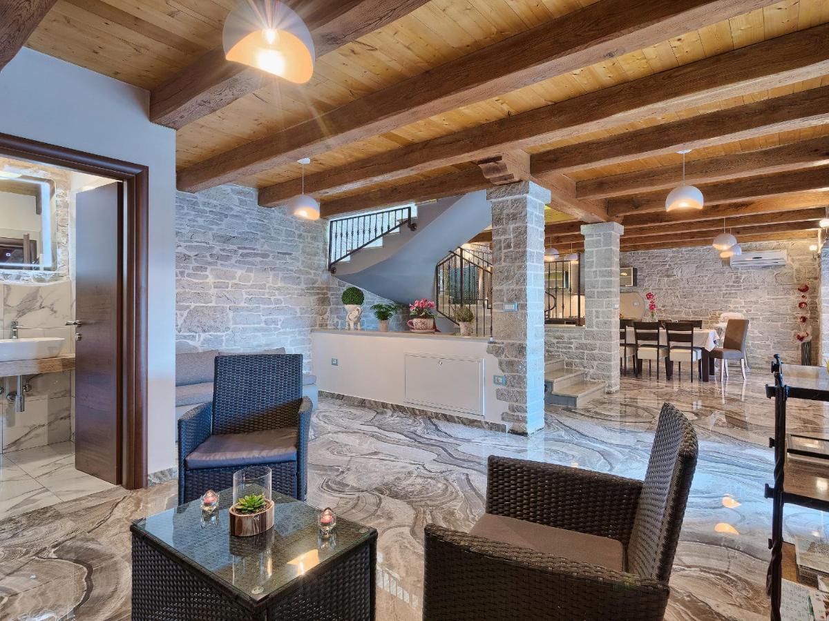 Villa Patrick-Luxury Stone House In The Center Of Istria Pazin Kültér fotó
